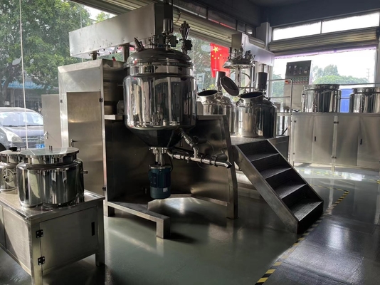 เครื่องผสมอิมัลซิไฟเออร์แชมพูเครื่องสำอาง 5000L อเนกประสงค์ 3000R/นาที
