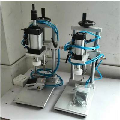 เครื่อง Capping มัลติฟังก์ชั่นสำหรับขวดแก้ว Anticorrosive Practical