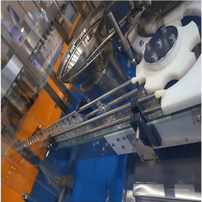 เครื่องบรรจุน้ำผลไม้สดอัตโนมัติเต็มรูปแบบ Capping Machine Sealing treament