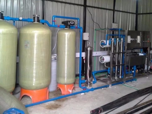 เครื่องทําความสะอาดน้ํา RO ที่ติดผนัง 15kw สําหรับสํานักงานในบ้าน