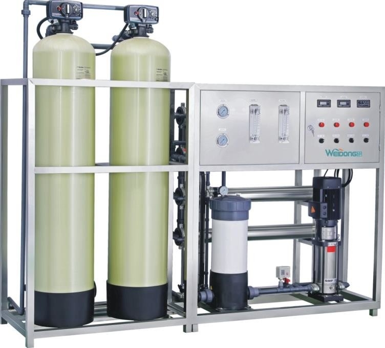 เครื่องกรองน้ำ RO ขนาด 2.5 กิโลวัตต์ 50,000 ลิตรต่อชั่วโมงสำหรับการผลิตน้ำดื่มและสารเคมี